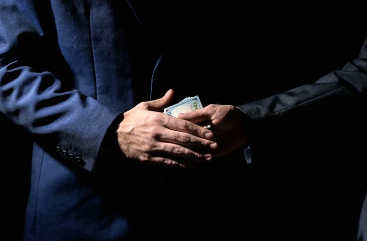 Deepfake Sextortion: FinCEN’s Warning and Its AML&nbsp;Imperatives